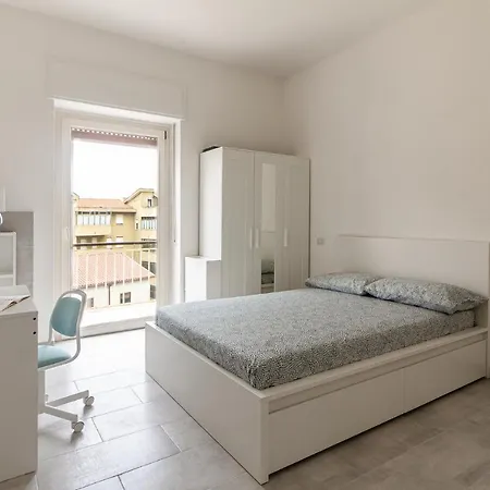 Halloggio Economy 4p No Elevator Guest house
